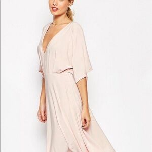 Elegant Pink V-Neck Dress